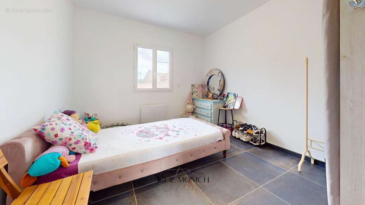 Maison avec garage/local - photo 12