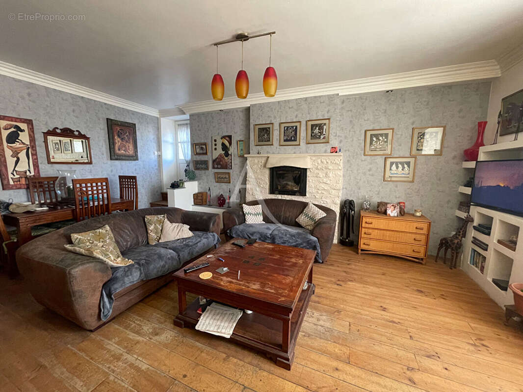 Maison à FONTENAY-LE-COMTE