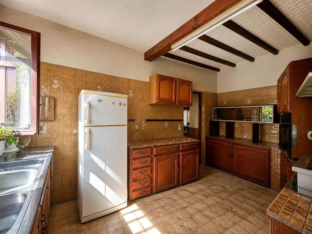 Maison de 120 m2 avec plus de 2,2 hectares de terrain - photo 4