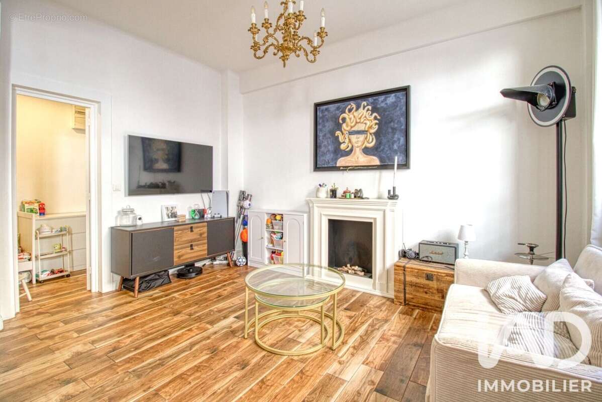 Appartement 49 m² à Paris-16e  - photo 3