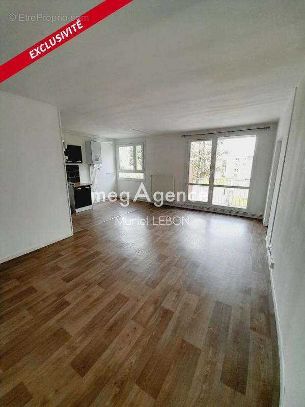 Appartement à FOUGERES