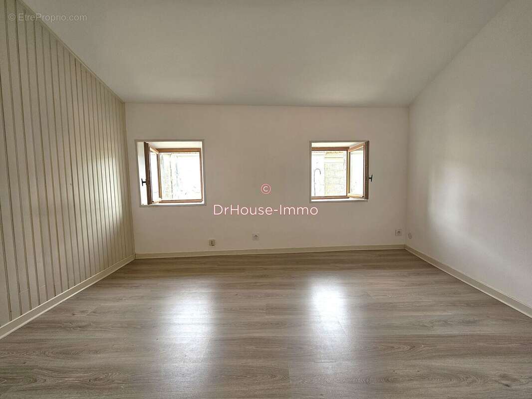 Appartement 61 m² à Blaye  - photo 12