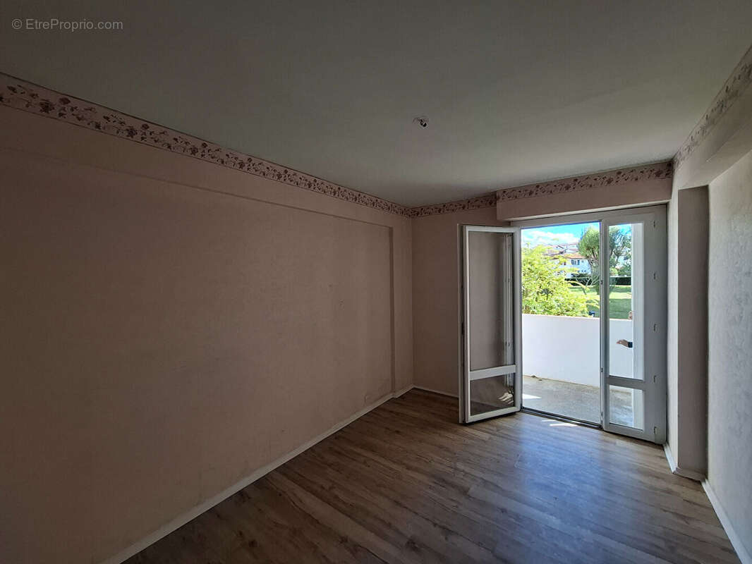 Appartement à CIBOURE