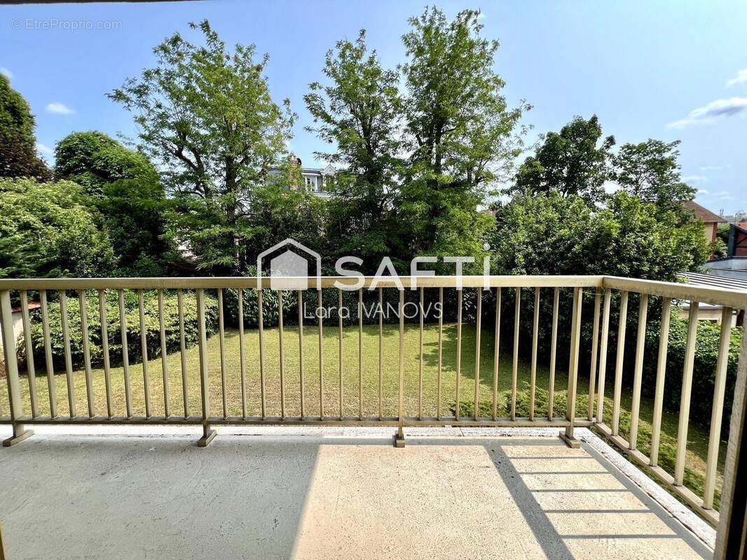 Photo 1 - Appartement à SAINT-MAUR-DES-FOSSES