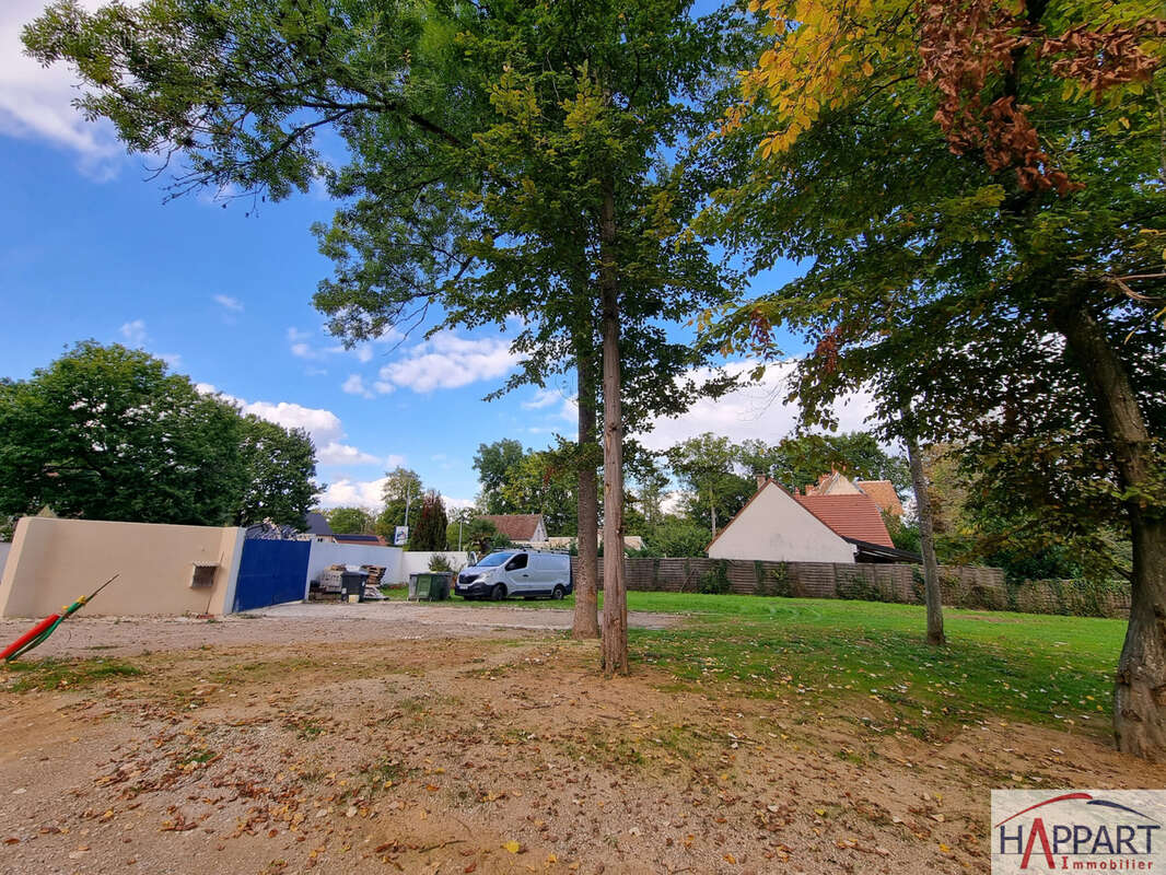 Terrain à BOISSETTES