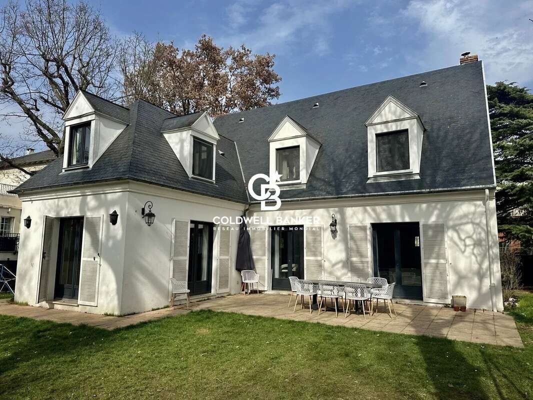 Maison à LE VESINET