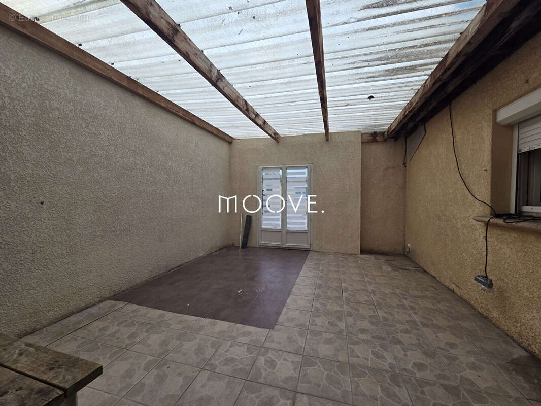 Appartement à PETIT-COURONNE