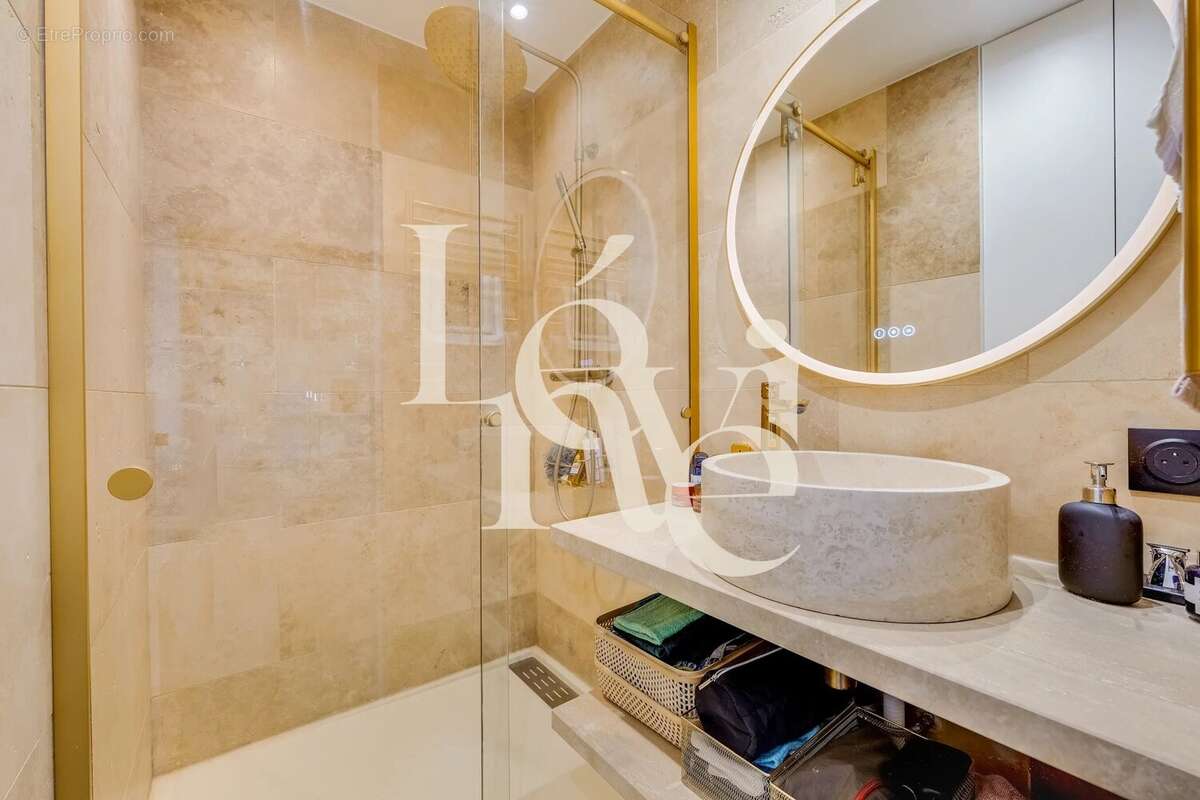 Appartement à PARIS-13E