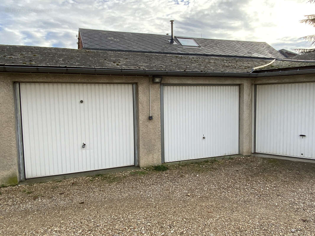Parking à EVREUX