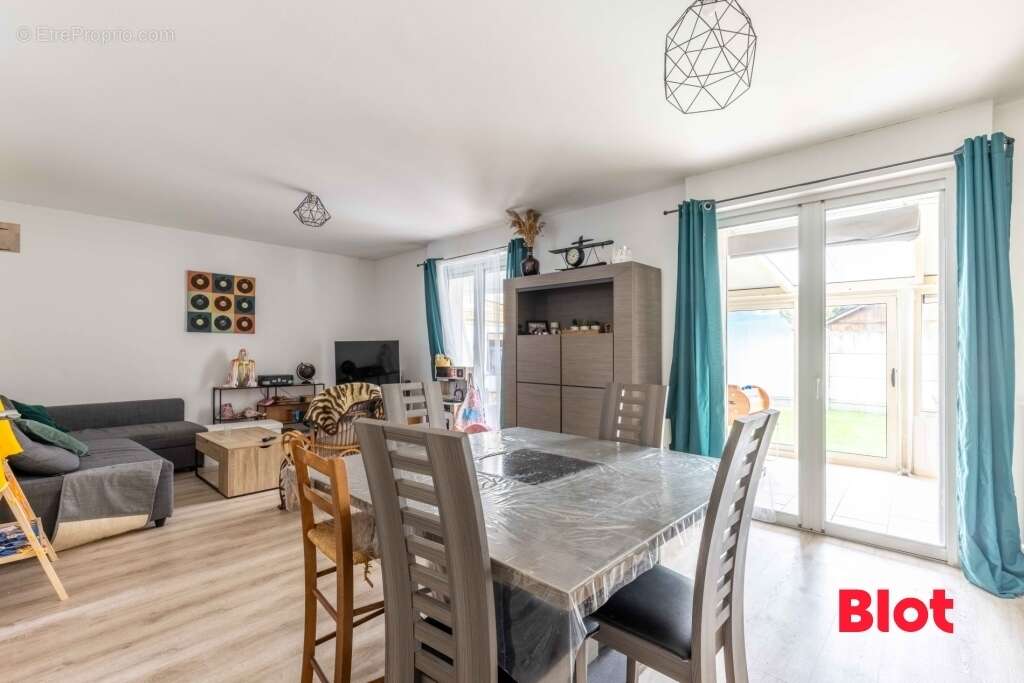 Maison à THORIGNE-FOUILLARD