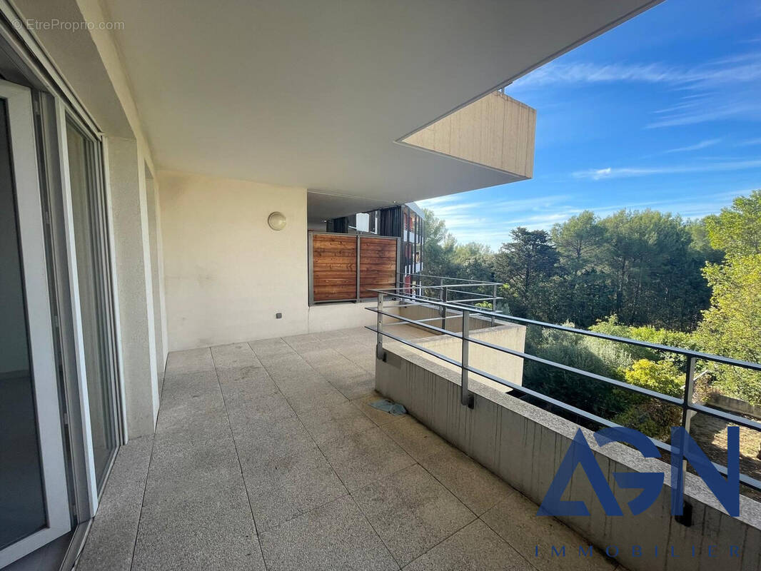 Appartement à JUVIGNAC