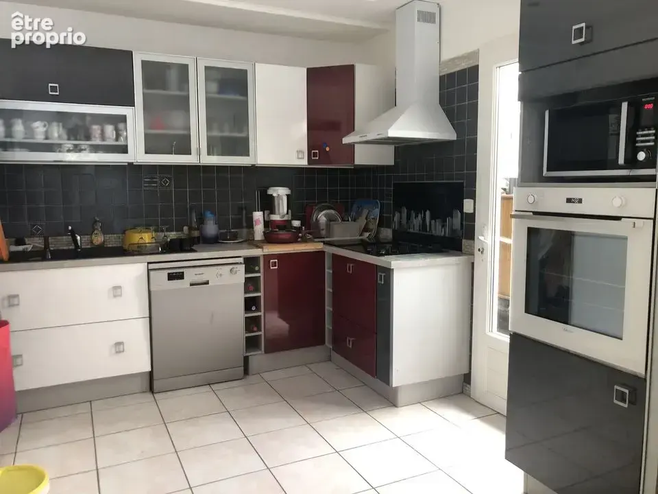 GRANDE MAISON 125 m2 3 CHAMBRES TERRAIN 1092 m2 