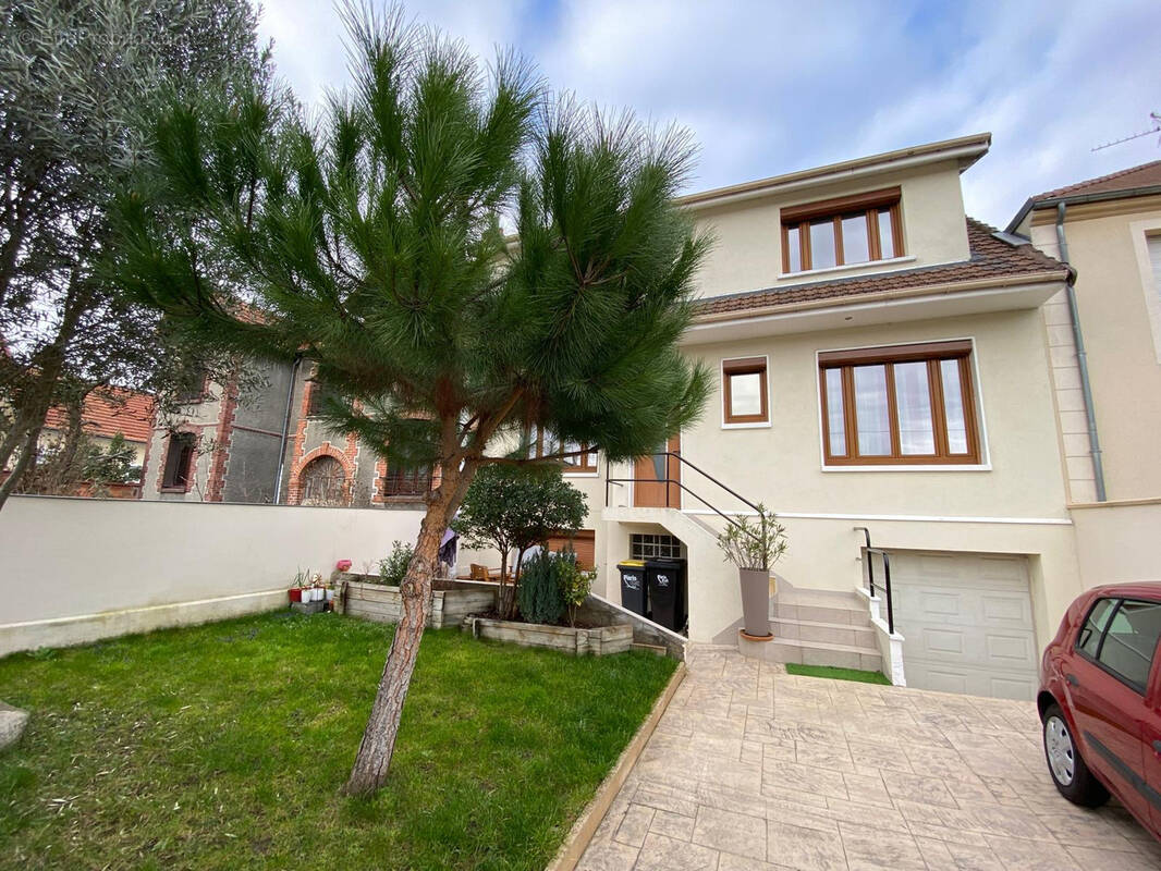 Maison à MAISONS-ALFORT