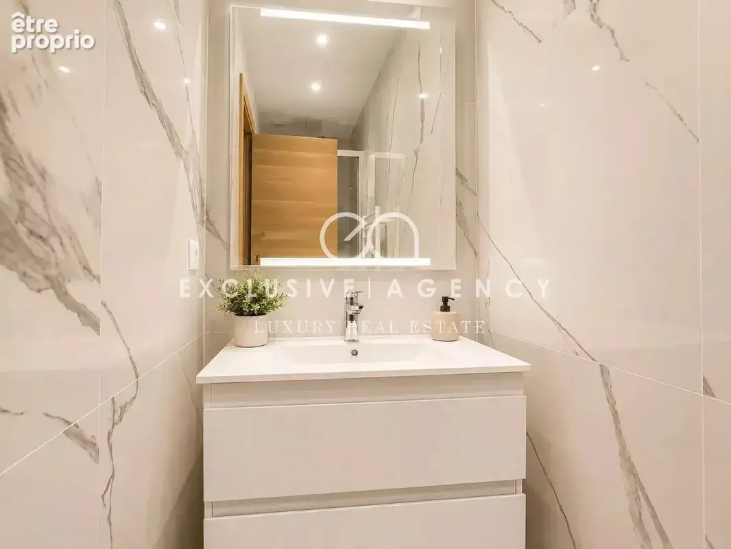 Cannes banane - Appartement 3 pièces de 66m² refait à neuf - photo 8