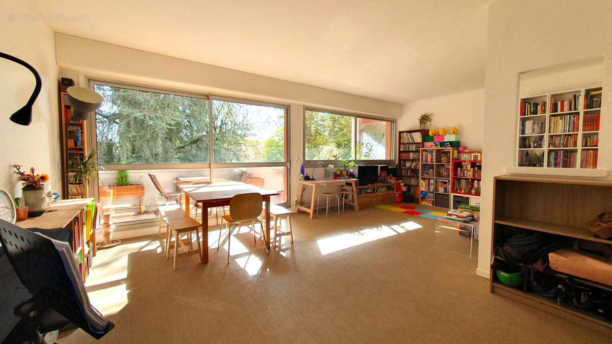 Appartement à GARCHES