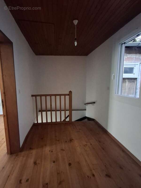 Maison à ROQUECOURBE