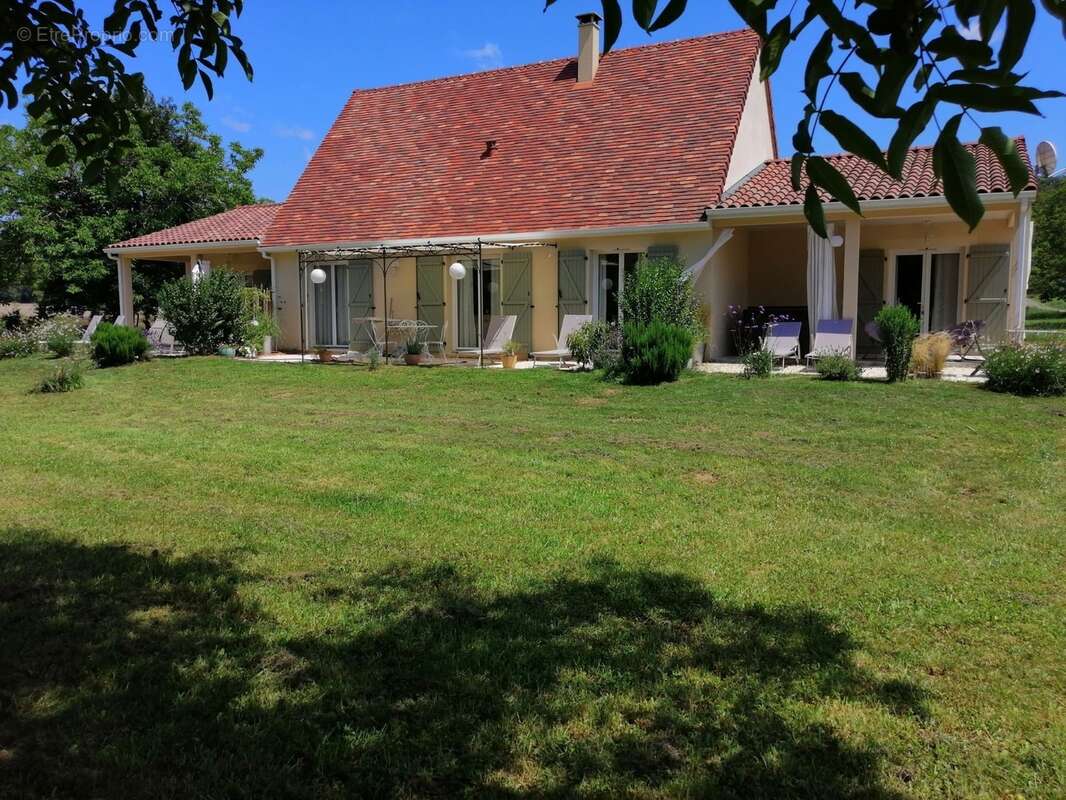 Périgord : Maison 2018, 7 pièces VALOJOULX (24) - photo 2