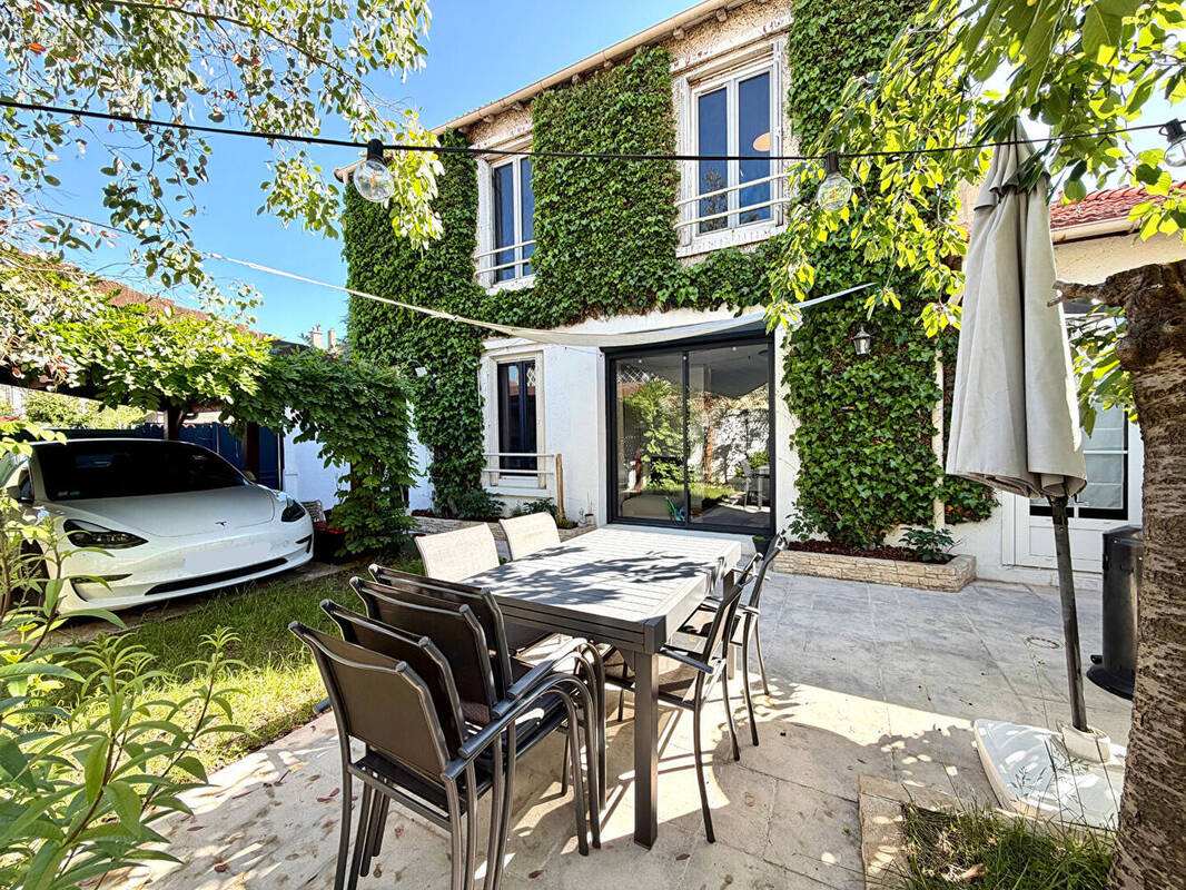 Maison à COLOMBES