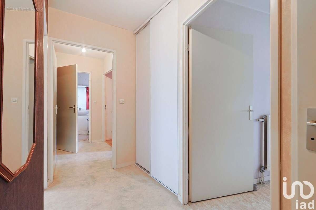 Photo 4 - Appartement à SAINT-THIBAULT-DES-VIGNES