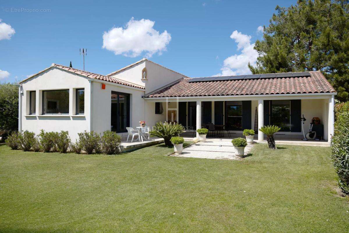Maison à ARLES