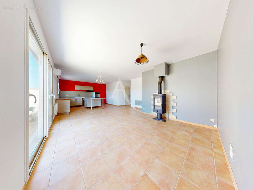 Maison à PARAZA