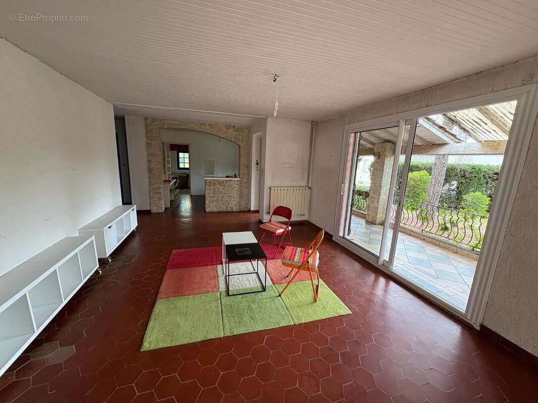 Maison à SUSSARGUES