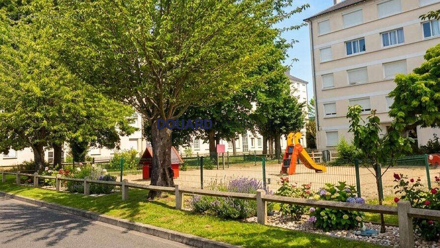 Appartement à HOUILLES