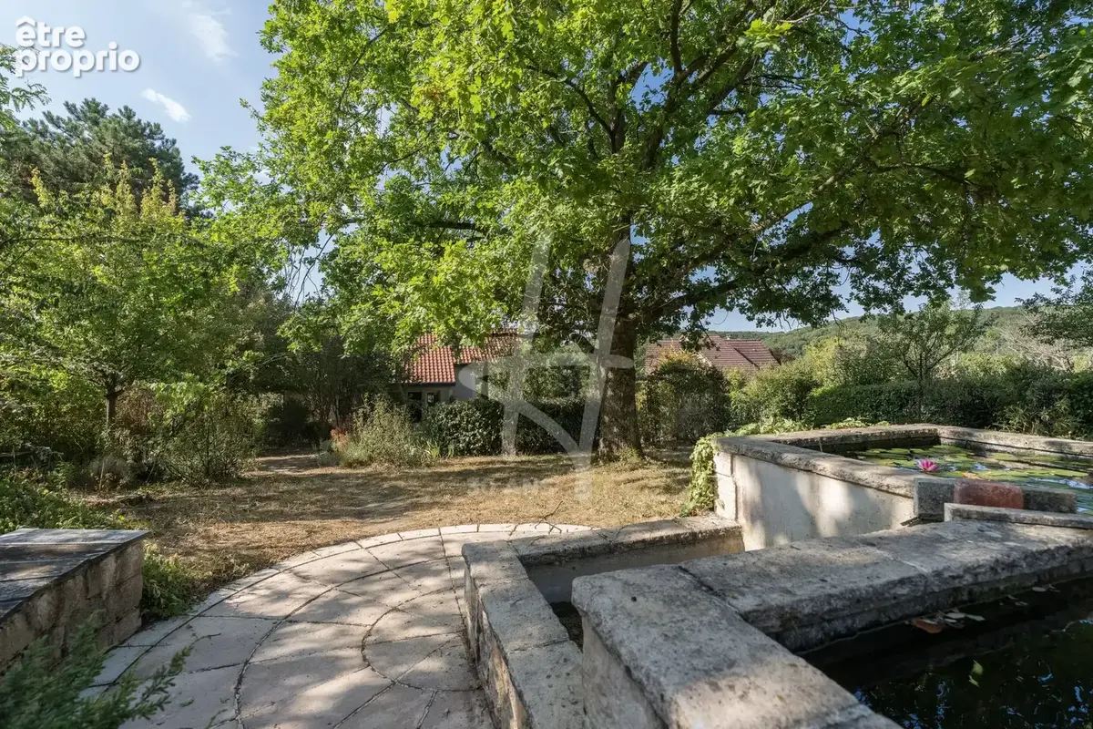 Maison à LESSY