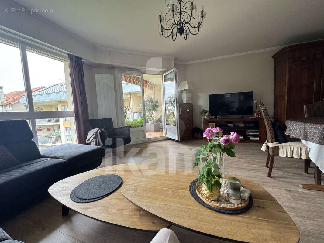 Appartement à AULNAY-SOUS-BOIS