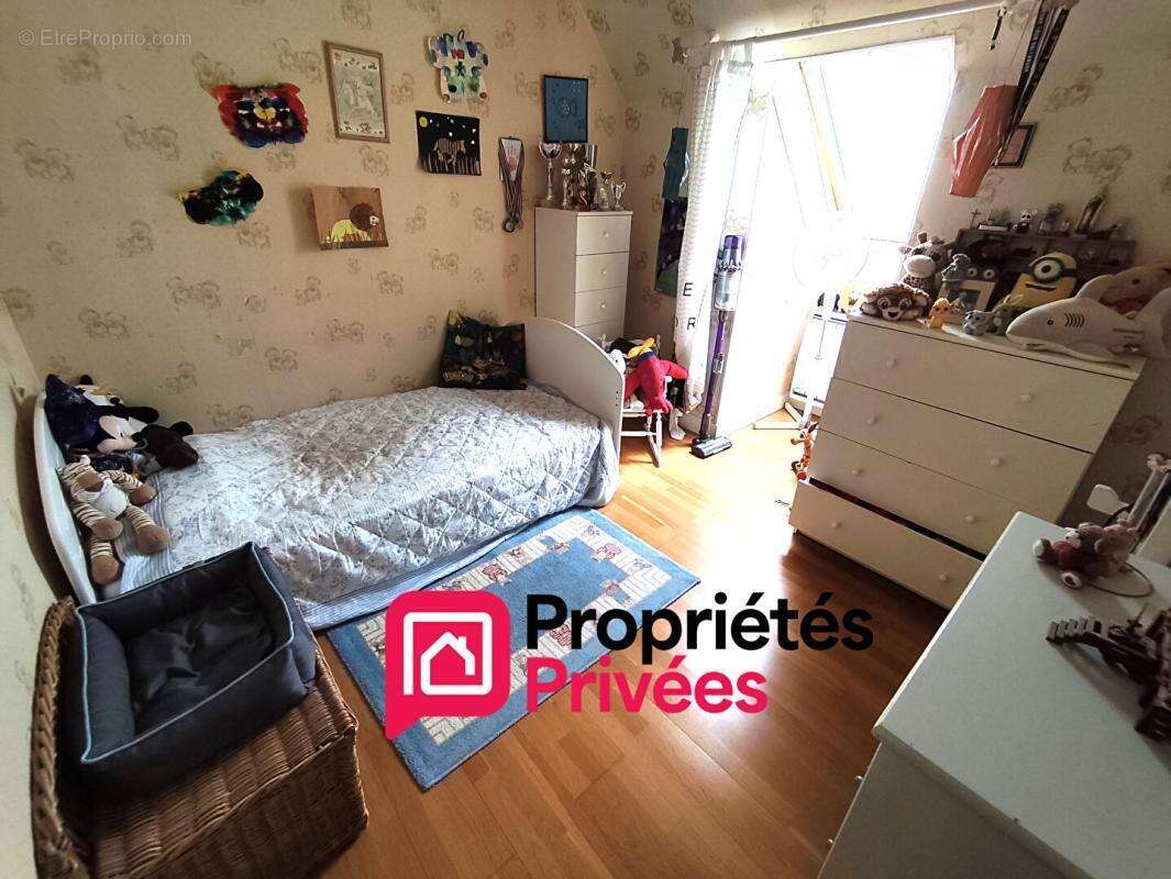 Maison à PIERRES