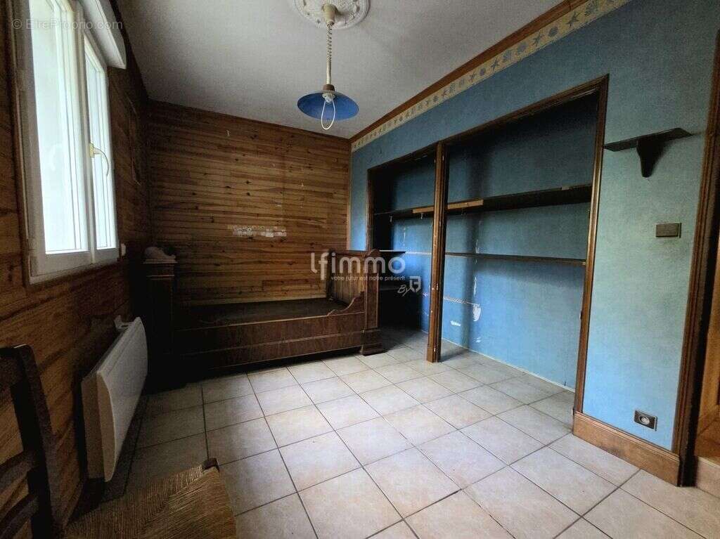  Grande maison familiale – 206 m² – Parcelle 17 457 m² - photo 13