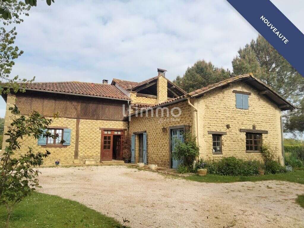 Maison à CASTELNAU-MAGNOAC