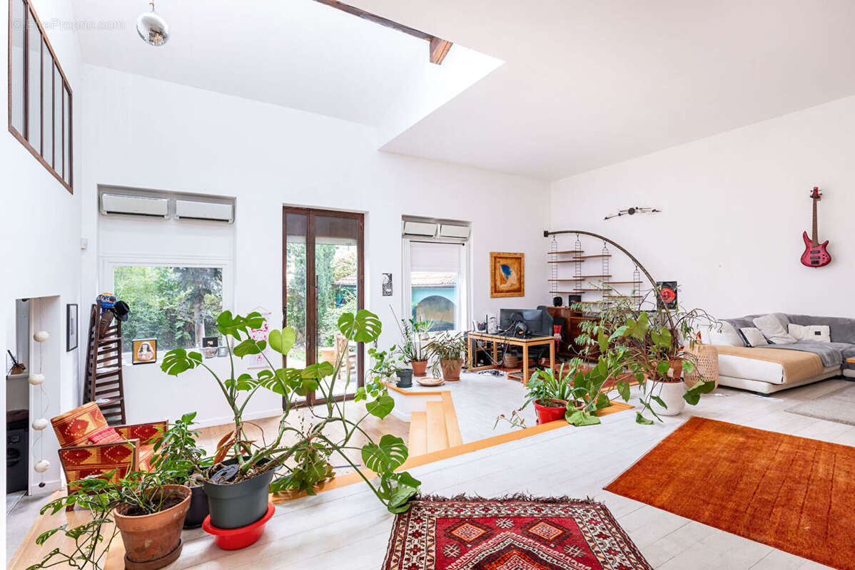 Appartement à LYON-9E