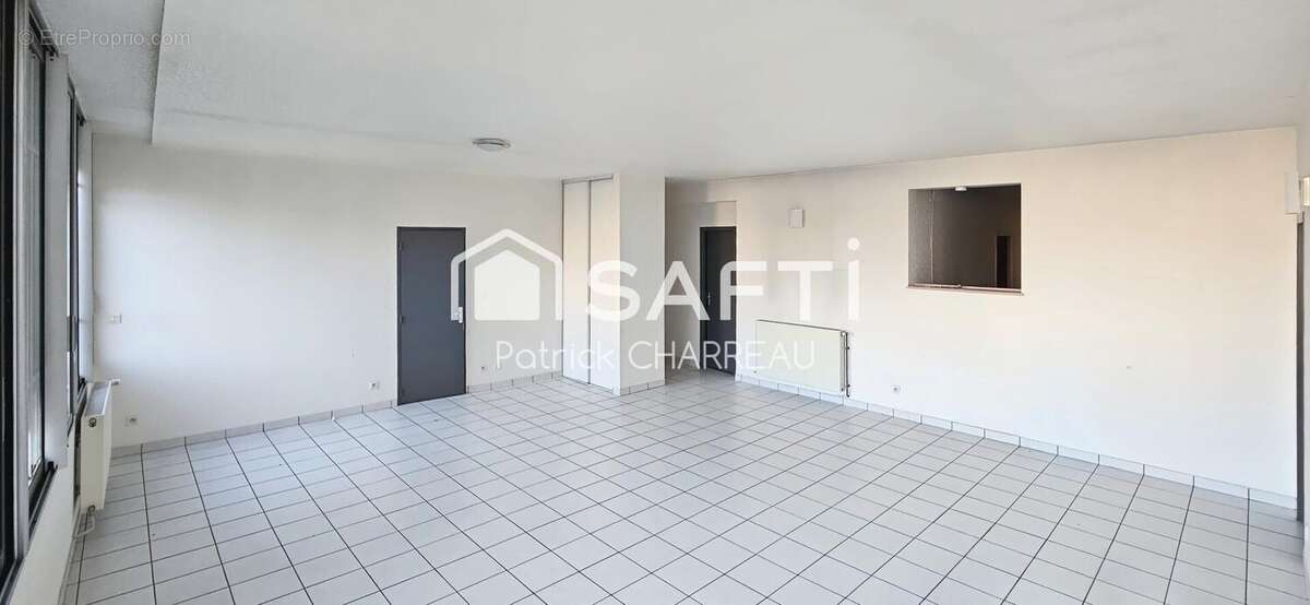 Photo 2 - Appartement à BRIVE-LA-GAILLARDE