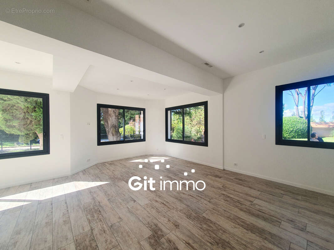 Maison à AIX-EN-PROVENCE