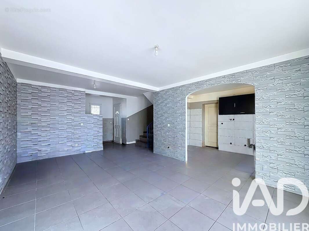 Photo 6 - Maison à ORAISON