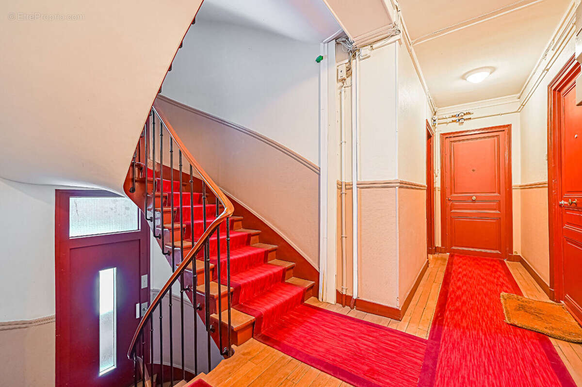 Appartement à PARIS-11E