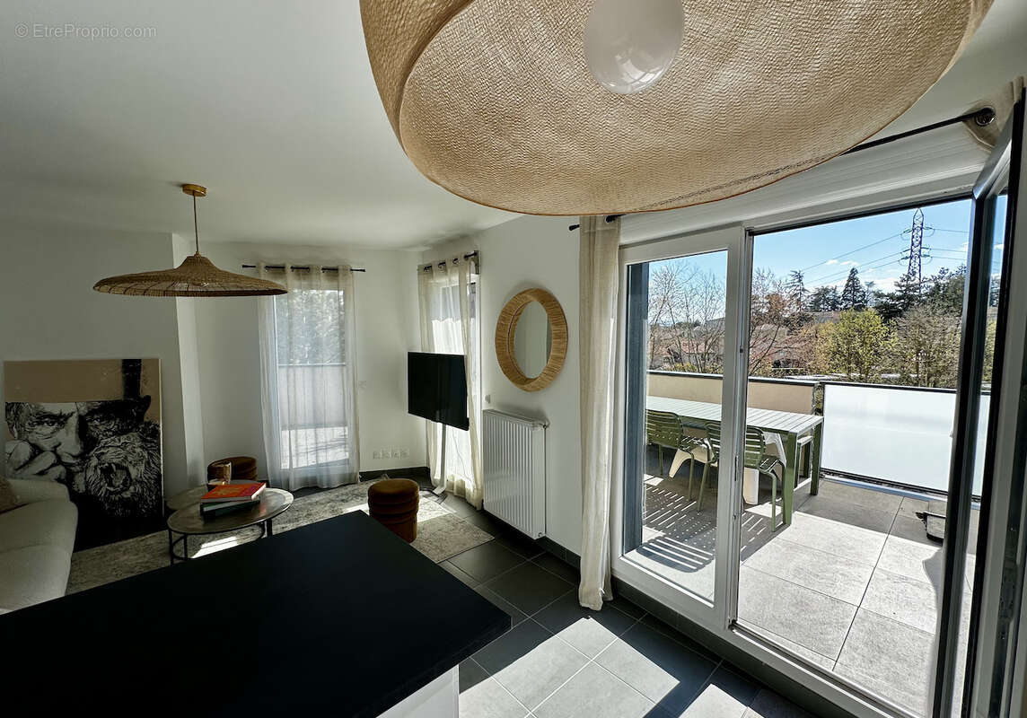 Appartement à CRAPONNE