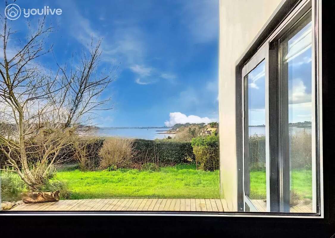 Maison à PLOUGUERNEAU