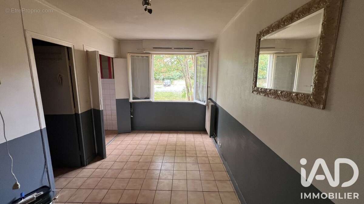 Appartement 20 m² à Corbeil-Essonnes  - photo 6