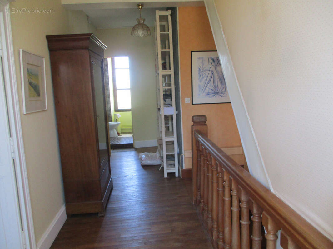 Maison à CEAUX-EN-COUHE