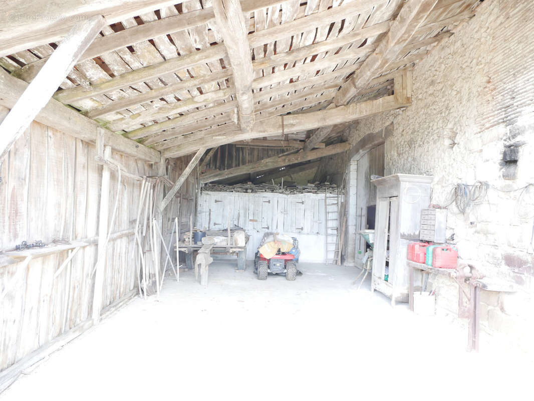 Propriété composée de plusieurs maisons - photo 14