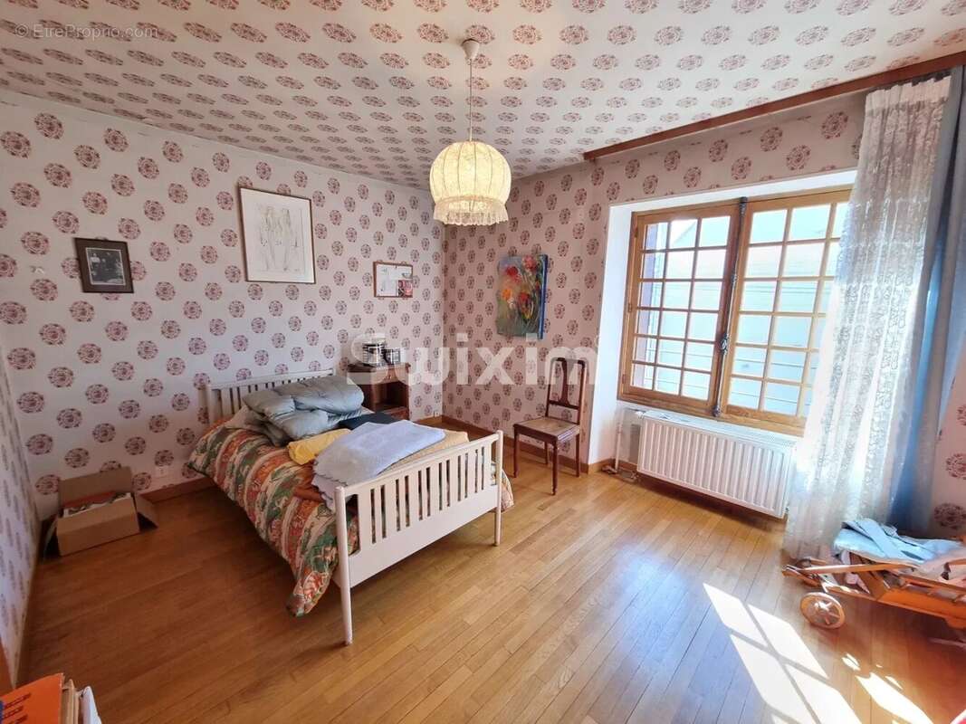 Maison à DORNECY
