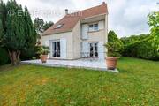 Photo 1 - Maison à LA CHAPELLE-EN-SERVAL