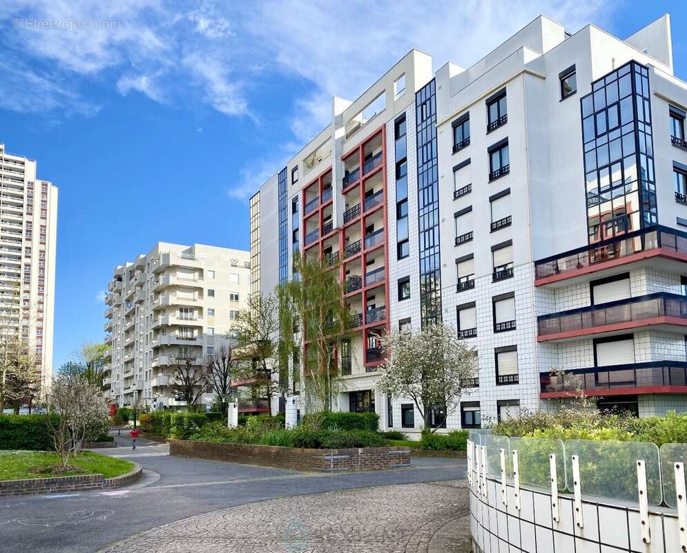 Appartement à ISSY-LES-MOULINEAUX