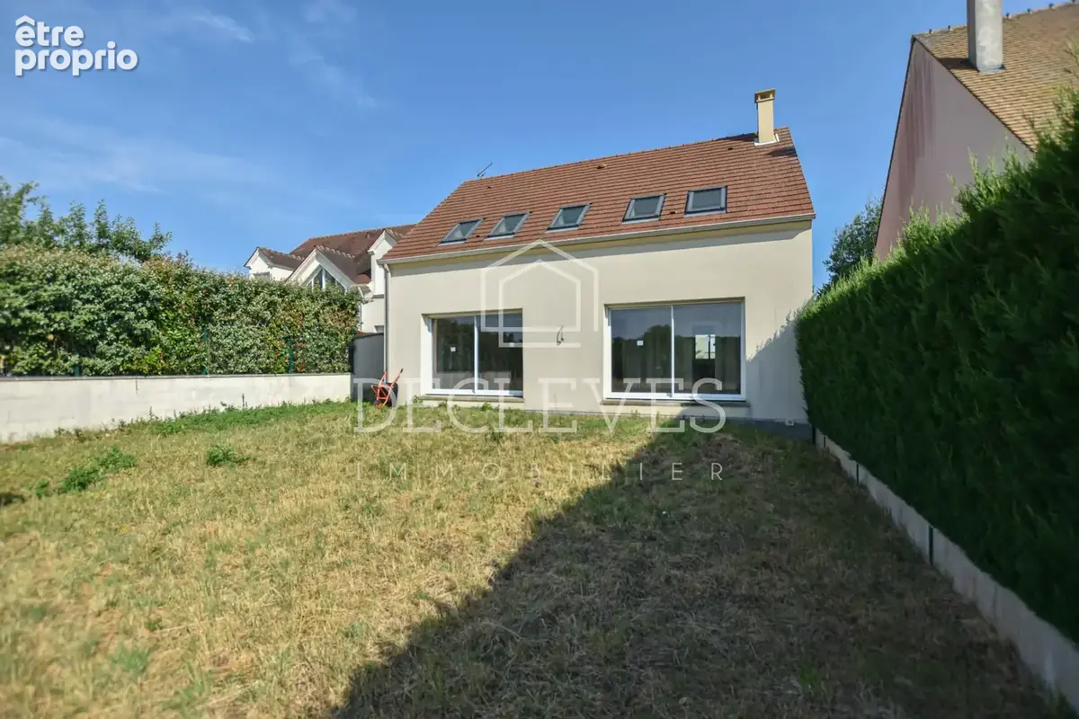 Maison Neuve de 150 m2 - 5 chambres et Sous-sol total -  Morainvilliers - - photo 2