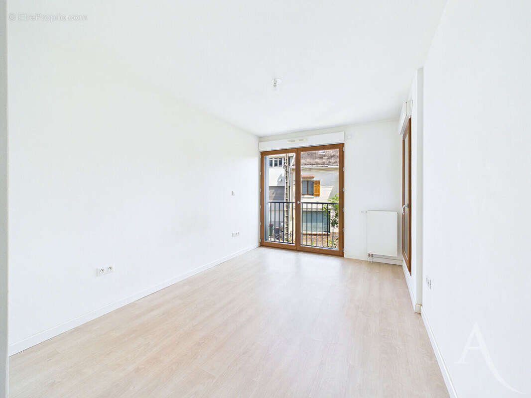 Montreuil - appart f2 42.21 m² - terrasse  7.70 m² - photo 9