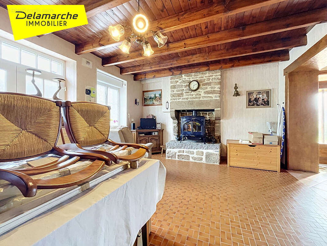 A VENDRE : Maison d'habitation en pierres en campagne à Sainte Cécile - photo 6