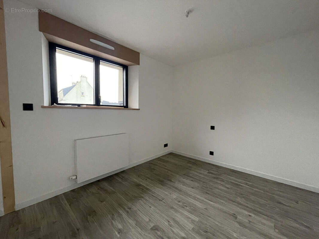 Maison à LE RELECQ-KERHUON