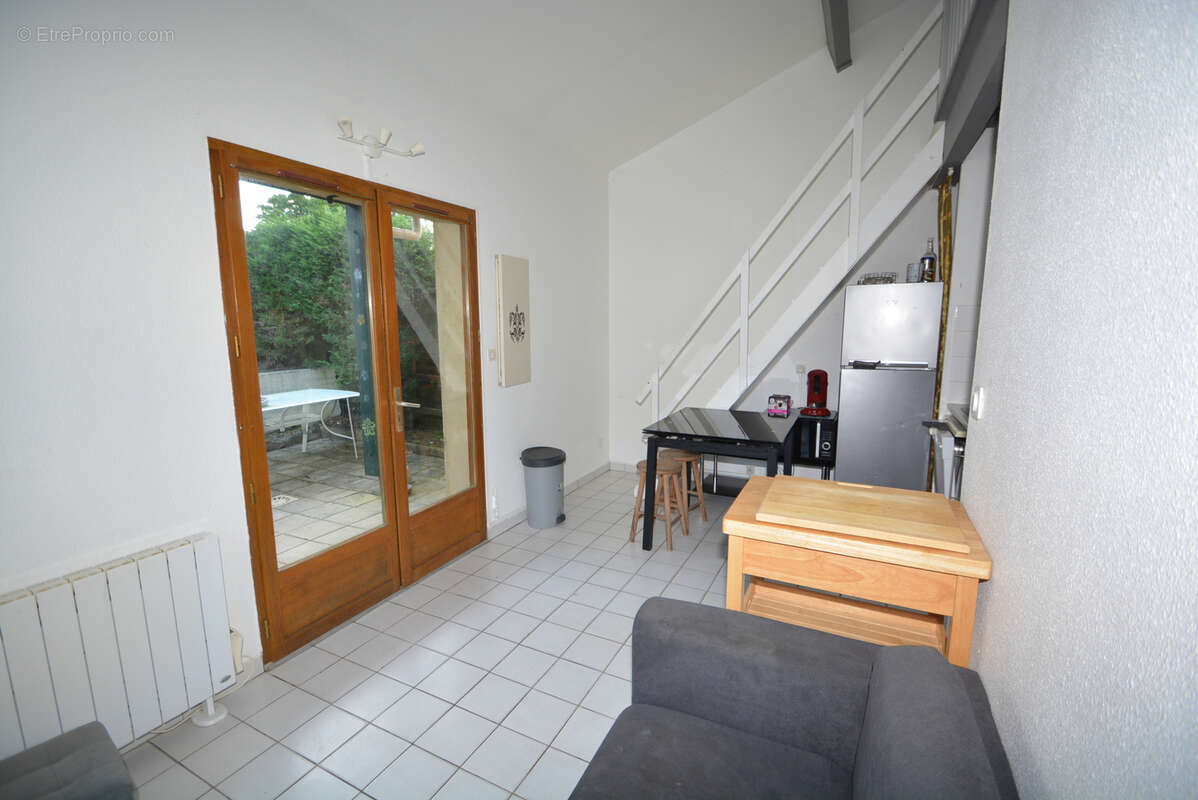 Pavillon à vendre 2 pièces principales + mezzanine - lacanau-océan - photo 2